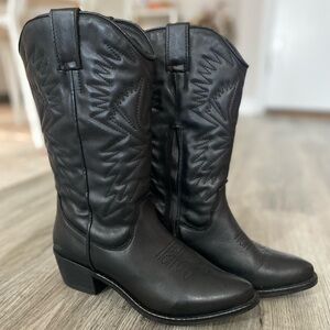 Steve Madden Black Western Leather Boots
